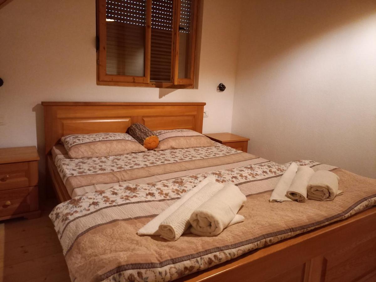 Vila Montana Dobrilovina Buitenkant foto