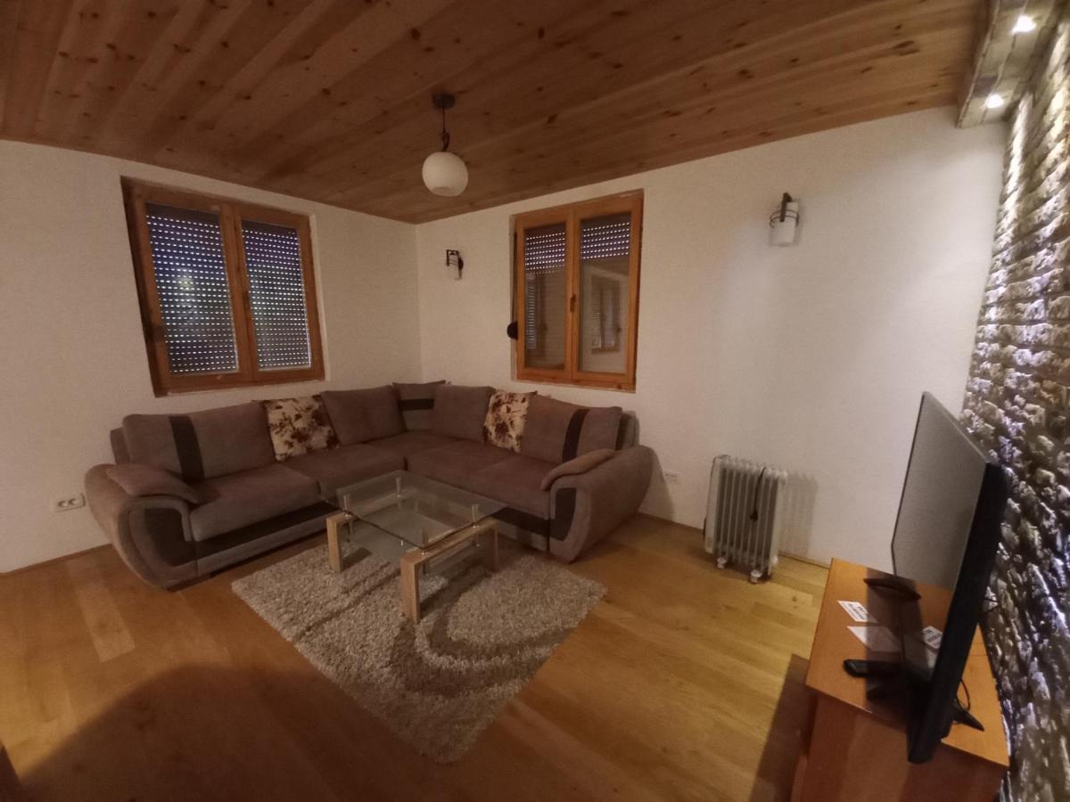 Vila Montana Dobrilovina Buitenkant foto