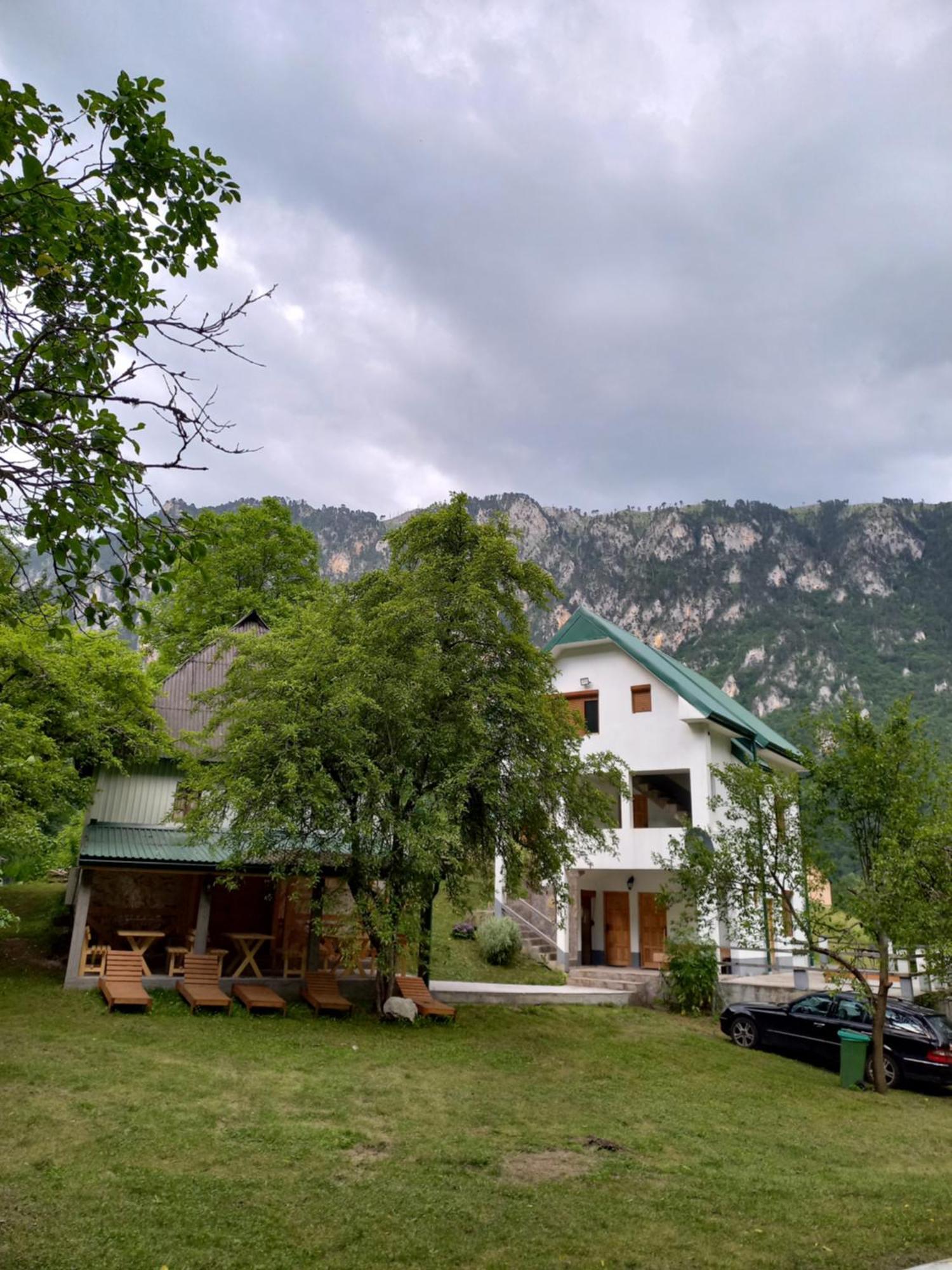 Vila Montana Dobrilovina Buitenkant foto