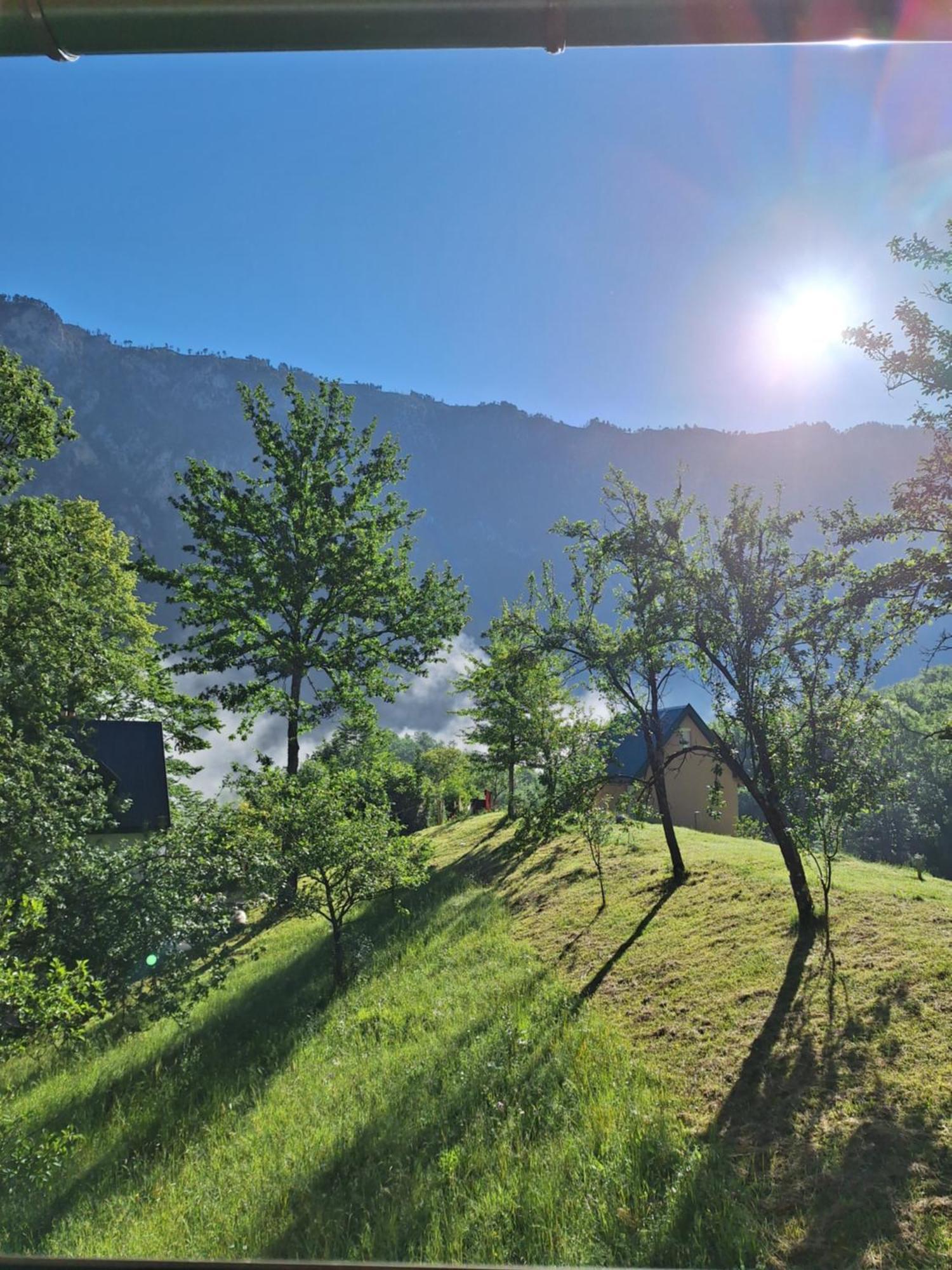 Vila Montana Dobrilovina Buitenkant foto