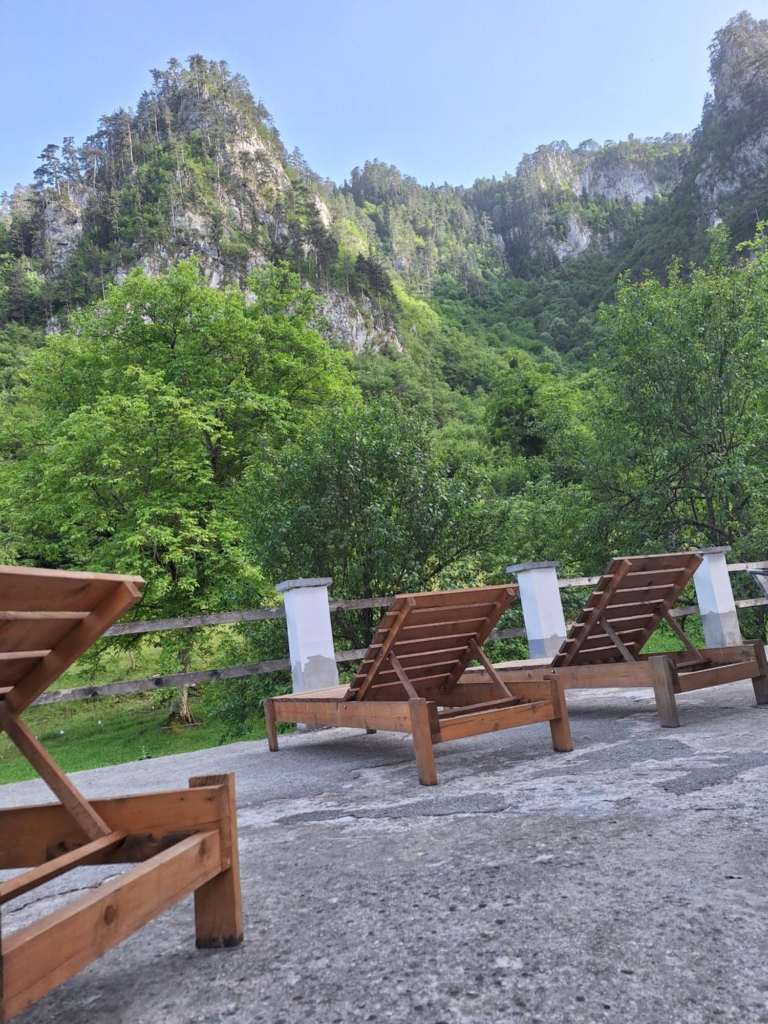Vila Montana Dobrilovina Buitenkant foto