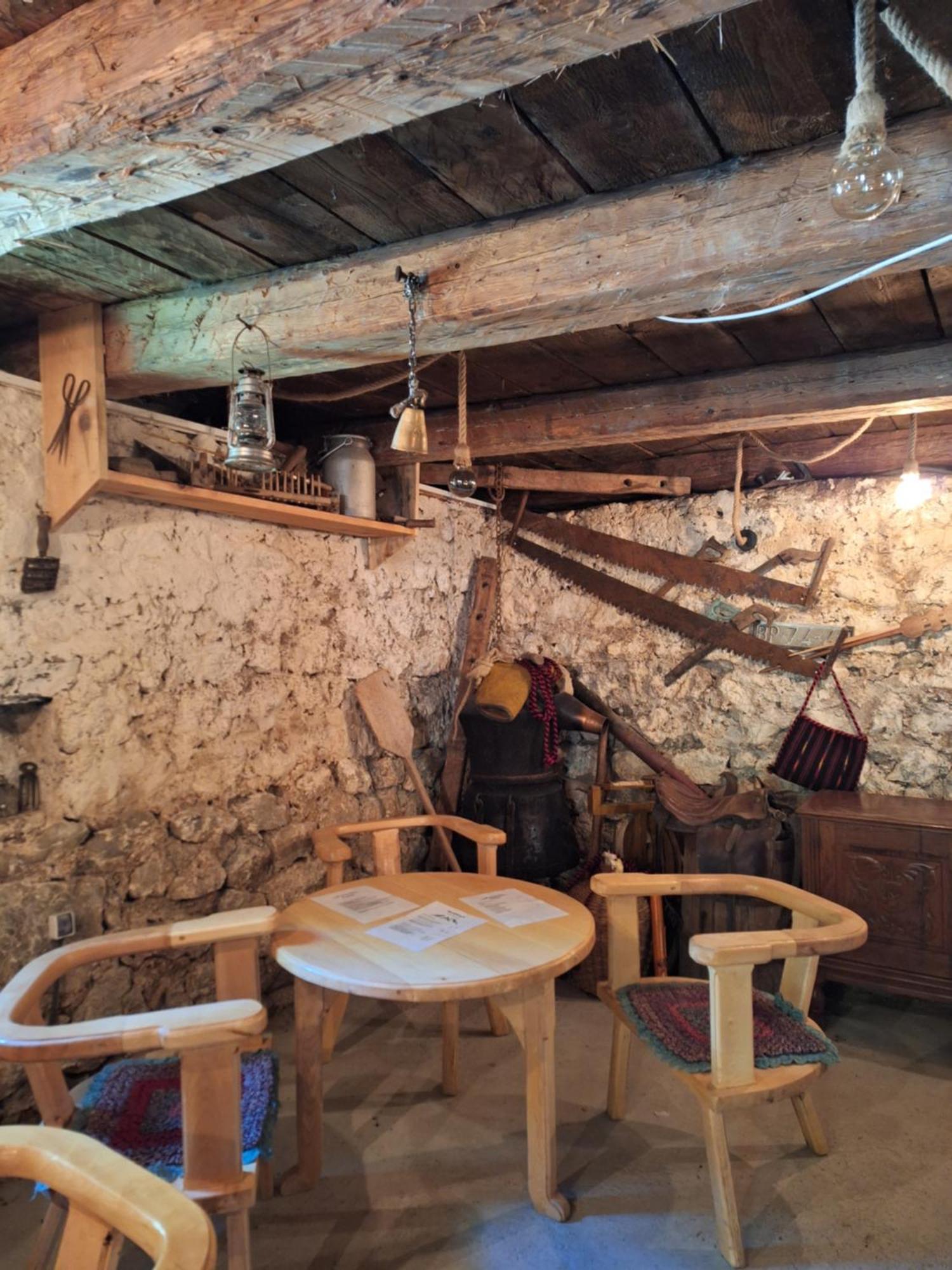 Vila Montana Dobrilovina Buitenkant foto